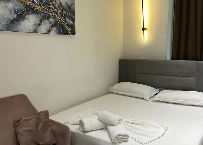 Luxury Blloku Apartamento Tirana