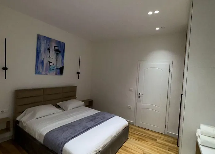 Luxury Blloku Apartamento *